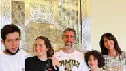 Marcos Mion ao lado da família agradece realizações em santuário - Reprodução/Instagram