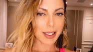 Sheila Mello grava vídeo com top decotado e sensualiza - Reprodução/Instagram