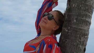 A atriz Susana Vieira está aproveitando os últimos dias do ano para curtir em praia paradisíaca; confira as fotos - Reprodução/Instagram