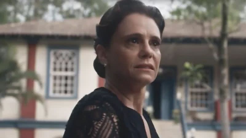 Sem saber o perigo que a filha corre, Violeta pressente morte de Elisa e passa mal; confira o que vai acontecer na primeira fase da trama das 6 - Reprodução/TV Globo
