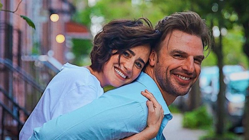 Fernanda Vasconcellos anuncia que está grávida de Cássio Reis: "Grandes alegrias" - Reprodução/TV Globo/Instagram
