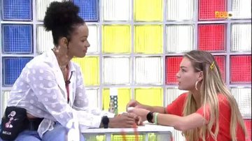 BBB22: Desesperada, Bárbara e faz proposta ousada para Natália: "Topa?" - Reprodução/TV Globo