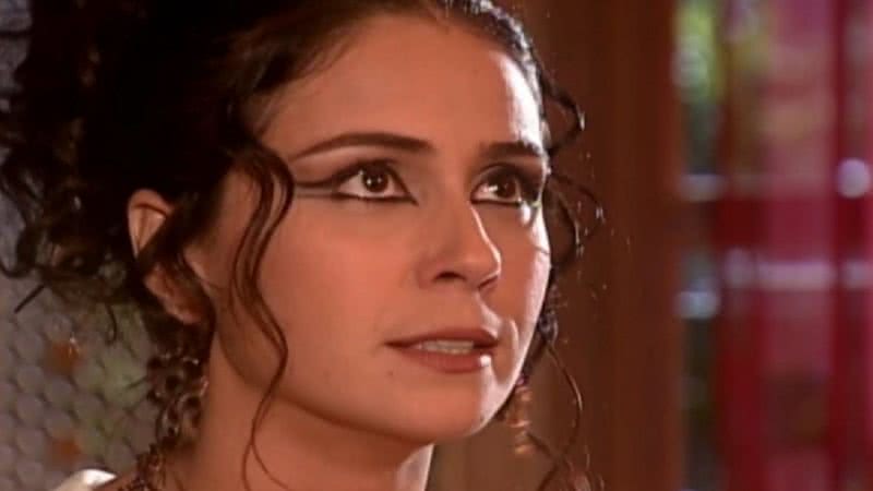 Após finalmente se divorciar, Jade é tratada como objeto; confira o que vai acontecer na trama do Vale a Pena Ver de Novo - Reprodução/TV Globo
