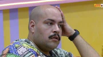 Tiago Abravanel reclama da frieza de sisters consigo em conversa com Arthur Aguiar - Reprodução/TV Globo