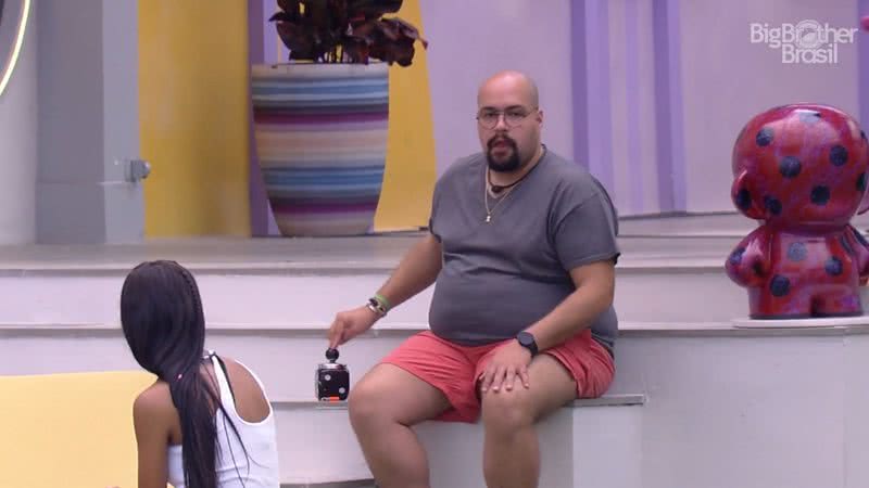 Tiago Abravanel assumiu que já teve vontade de desistir do BBB22 - Reprodução/TV Globo