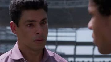 Decidido de seu futuro com Lara, Renato se humilha para pedir perdão ao amigo; confira o que vai rolar na trama das 9 - Reprodução/TV Globo
