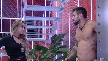 Carla Diaz tenta conversar com Arthur - Reprodução / TV Globo