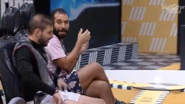 BBB21: Inconveniente? Caio demonstra interesse em vida sexual de Gilberto: "Prefere que introduzam?" - Reprodução/TV Globo