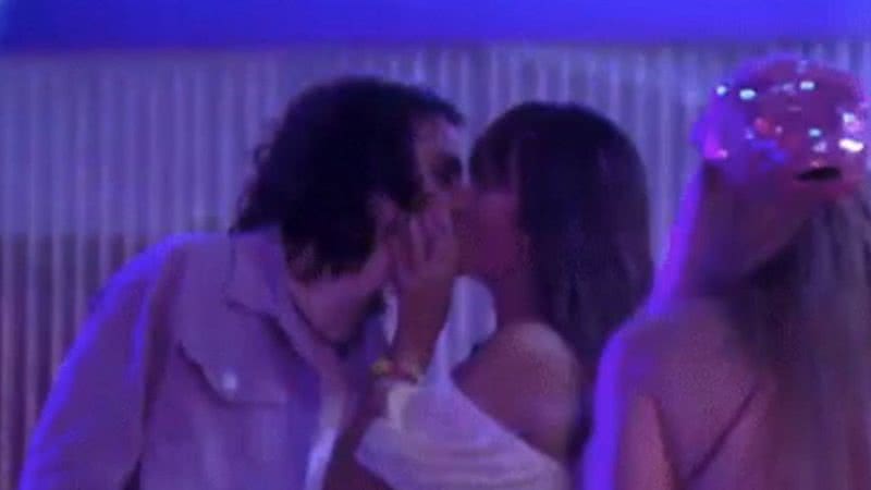 BBB21: Sem romance, Fiuk e Thais se beijam após pressão de brothers: "Tá botando pilha" - Reprodução/TV Globo