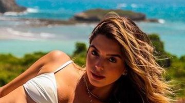 Giovanna Lancellotti ostenta bumbum invejável de biquíni em Noronha - Reprodução / Instagram