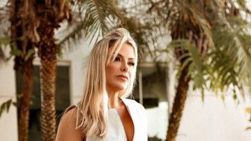 Esposa de Leonardo posa de microvestido branco e bolsa de R$ 20 mil: "Chique" - Reprodução/TV Globo