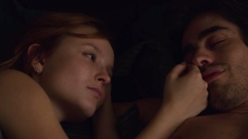 Ator da ‘Netflix’ relata primeira cena de sexo de Larissa Manoela - Reprodução/Netflix