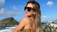 Ex-BBB Gabi Martins empina bumbum e biquíni cavado some - Reprodução/Instagram