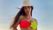 Ex-BBB Larissa Tomásia puxa biquíni cavado e quase mostra demais: "Poderosa" - Reprodução/Instagram