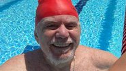Reginaldo Faria faz natação aos 85 anos e mostra disposição - Reprodução/Instagram