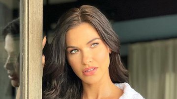 Encantadora, Andressa Suita surge usando roupão de marca grifada e seguidores babam na beleza: “Puts, perfeita demais” - Reprodução/Instagram