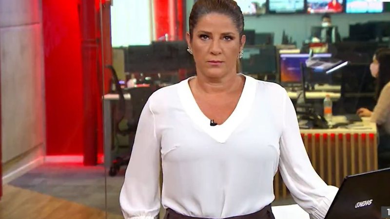 Em áudio vazado, Christiane Pelajo se irrita e ameaça deixar telejornal: "Não tem condição, gente" - Reprodução/TV Globo