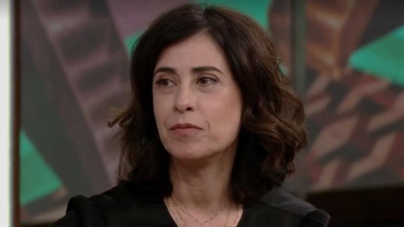 Fernanda Torres nega vacina contra Covid-19 em posto por medo de reações, diz colunista - Reprodução/Globo