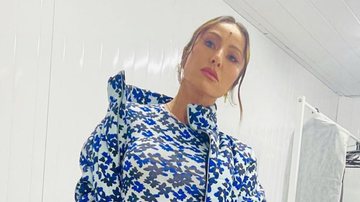 Na expectativa para novo reality 'Ilha Record', Sabrina Sato posa belíssima em camarim: "Vem aí" - Reprodução/Instagram
