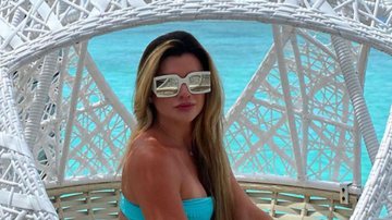 Aos 39 anos, Mirella Santos posa de biquíni e exibe corpaço em hotel de luxo - Reprodução/Instagram