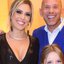 Raridade: Rafael Ilha surge com os dois filhos em casamento e beleza surpreende