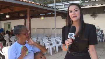 Após declaração tocante catadora de latinha que passa por dificuldades, repórter da Globo cai no choro; confira o vídeo - Reprodução/TV Globo