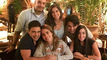 Família Camargo em jantar - Instagram