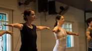 Claudia Raia e fã fazem aula de dança - Fotos: Jaicle Melo