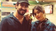 Thaila Ayala lamenta eliminação nos braços do namorado e brinca: "Desce a cachaça" - Reprodução Instagram