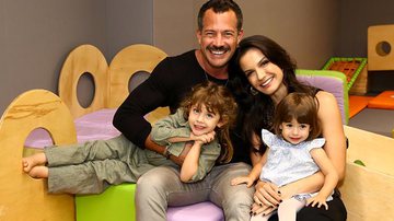 Malvino Salvador com a mulher e as filhas - Roberto Filho / Brazil News