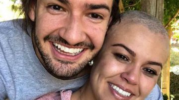 Alexandre Pato posa com irmã após batalha contra o câncer e se emociona - Reprodução Instagram