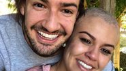 Alexandre Pato posa com irmã após batalha contra o câncer e se emociona - Reprodução Instagram