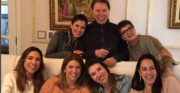 Silvio Santos e as seis filhas - Reprodução / Instagram