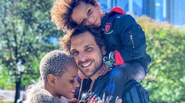 Aline Wirley com filho e esposo - Reprodução/Instagram