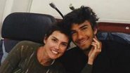 Deborah Secco completa 39 anos com almoço especial e bolo no avião - Reprodução Instagram