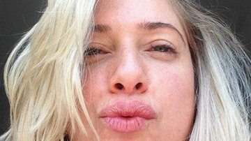 Letícia Spiller abusa de decote generoso e brinca com seguidores: ''Sextou?'' - Reprodução Instagram