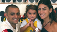 Felipe Simas, Maria e Mariana - Reprodução / Instagram
