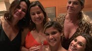 Giulia Costa comemora 19 anos em família - Reprodução/Instagram