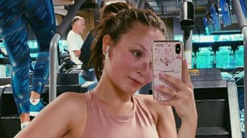 Larissa Manoela treina pesado e deixa a barriguinha de fora: ''Pra consciência não pesar'' - Reprodução / Instagram