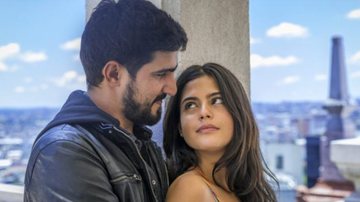 Renato Góes e Julia Dalavia - Divulgação Globo/Paulo Belote