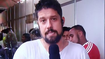 Lollapalooza é paralisado após temporal e repórter da Globo surge ensopado - TV Globo