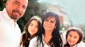 Gretchen, Carlos Marques e Giullia e Valentina Miranda - Reprodução/Instagram