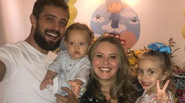 Rafael Cardoso e Mariana Bridi com os filhos, Valentim e Aurora - Reprodução/Instagram