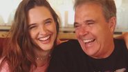 Juliana Paiva e o pai, Gilmar - Reprodução / Instagram