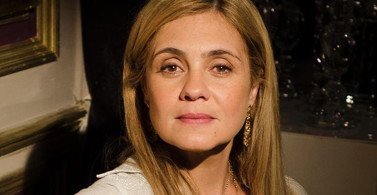 Adriana Esteves como Carminha em Avenida Brasil - Rede Globo / Raphael Dias