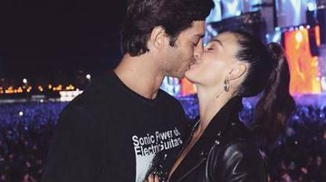 Isis Valverde e marido beijam muito durante Rock In Rio - Reprodução/Intagram
