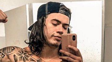 Whindersson Nunes surge com biquíni fio-dental e Luisa Sonza elogia o bumbum dele - Instagram