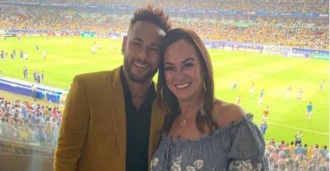 Neymar compartilha momento íntimo com a mãe - Instagram