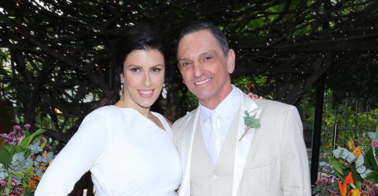 Paulo Miklos se casa com Renata Galvão em cerimônia neste domingo - Amauri Nehn/Brazil News