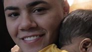 Felipe Araújo leva o filho para cortar cabelo pela primeira vez - AgNews